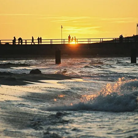 Mit Meerblick Und Balkon, Gratis Nutzung Vom Ahoi Erlebnisbad Und Sauna In Sellin - Meeresblick 60