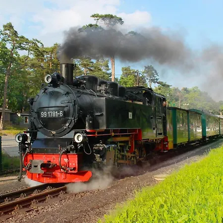 Mit Meerblick Und Balkon, Gratis Nutzung Vom Ahoi Erlebnisbad Und Sauna In Sellin - Meeresblick 60 *