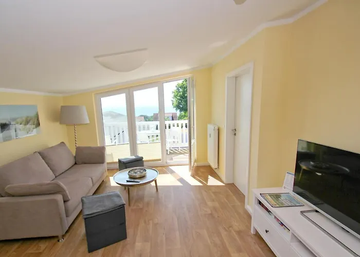 Apartment mit Meerblick und Balkon, gratis Nutzung vom AHOI Erlebnisbad und Sauna in Sellin - Meeresblick FeWo 60 *