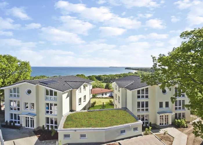 Mit Meerblick Und Balkon, Gratis Nutzung Vom Ahoi Erlebnisbad Und Sauna In Sellin - Meeresblick 60 *