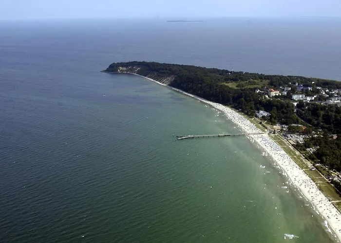 Mit Meerblick Und Balkon, Gratis Nutzung Vom Ahoi Erlebnisbad Und Sauna In Sellin - Meeresblick 60 *